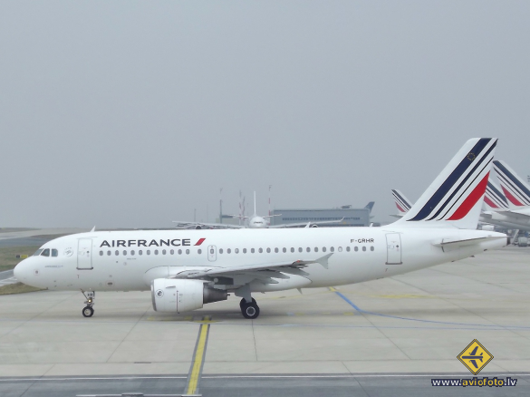 Airbus A319-111